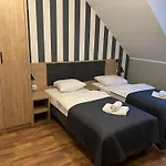 Złote Góry - Czarna Góra Bed and breakfast 3*