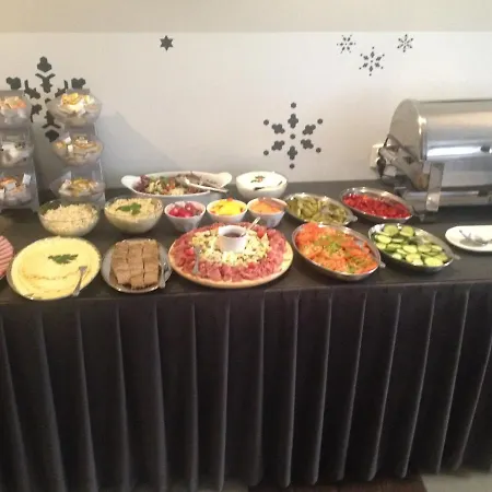 ベッド・アンド・ブレックファスト Zlote Gory - Czarna Gora