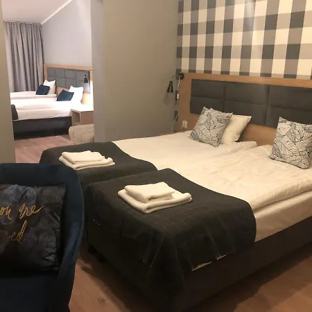 فندق مبيت وإفطار Zlote Gory - Czarna Gora سيينا