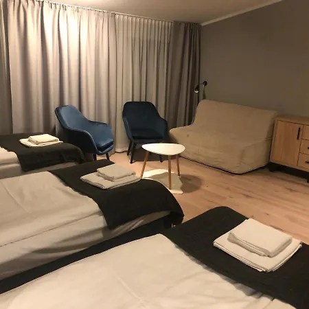 Zlote Gory - Czarna Gora Bed & Breakfast