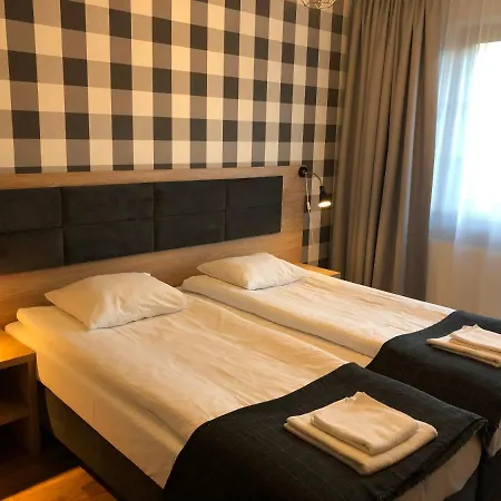 Zlote Gory - Czarna Gora Bed & Breakfast