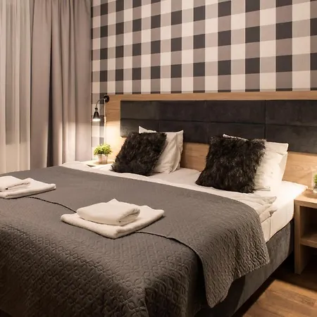 Zlote Gory - Czarna Gora