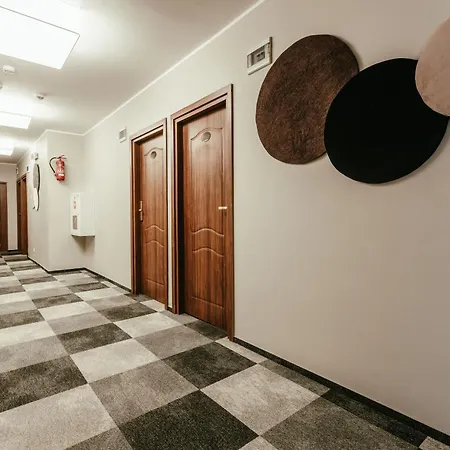 Zlote Gory - Czarna Gora 3* سيينا