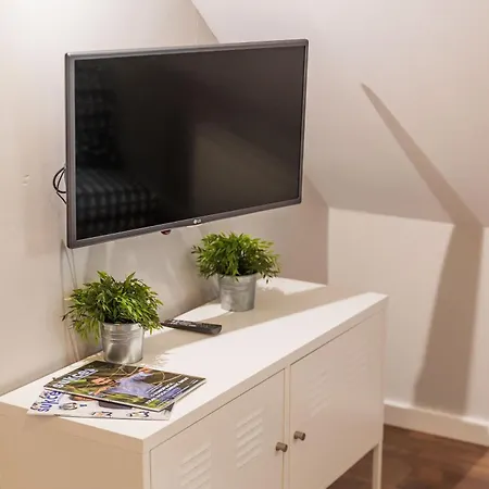 فندق مبيت وإفطار Zlote Gory - Czarna Gora سيينا