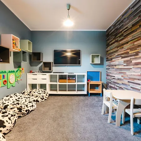 Zlote Gory - Czarna Gora ベッド・アンド・ブレックファスト シェンナ