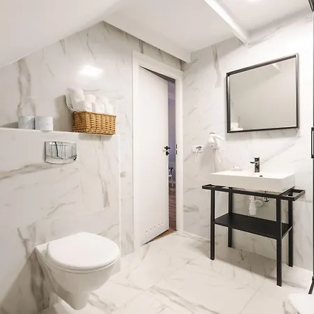 Zlote Gory - Czarna Gora فندق مبيت وإفطار 3*