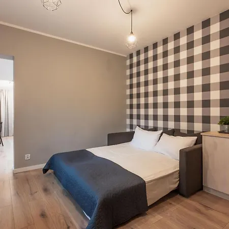 Zlote Gory - Czarna Gora Bed & Breakfast