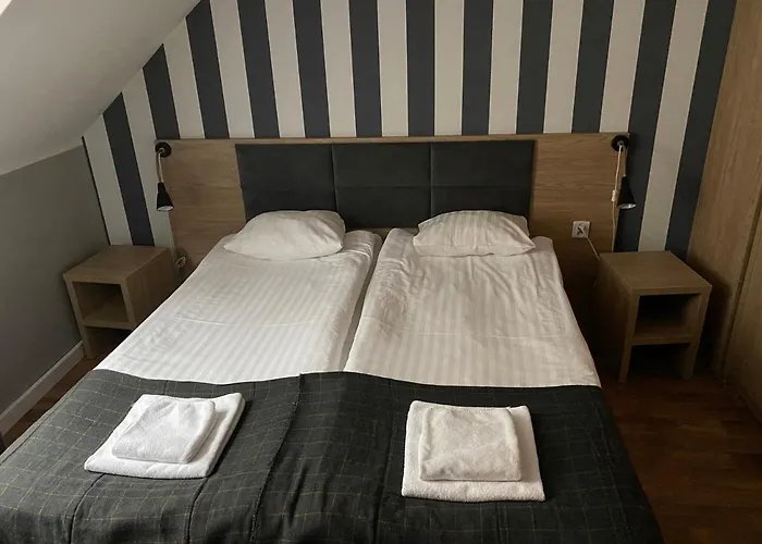 Złote Góry - Czarna Góra Alojamento de Acomodação e Pequeno-almoço