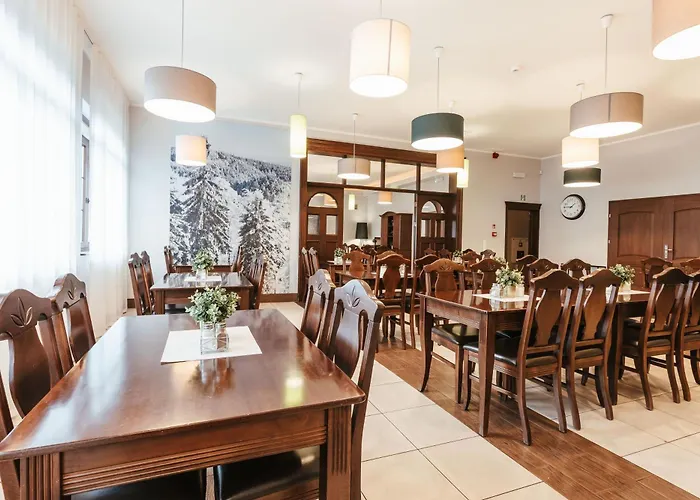 Złote Góry - Czarna Góra Alojamento de Acomodação e Pequeno-almoço 3*